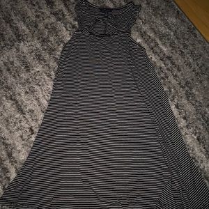 Black and white striped American eagle dress